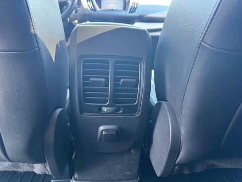Used 2019 Ford Escape SE AWD/4WD image 27
