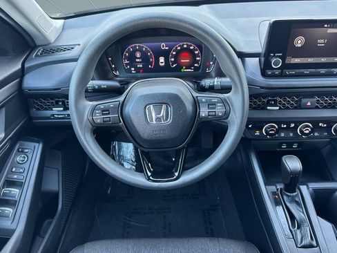 Certified 2025 Honda Accord SE image 29