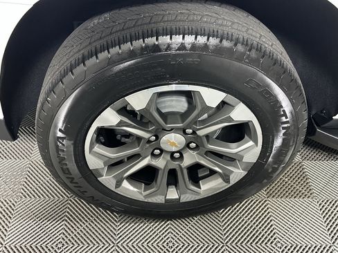 New 2026 Chevrolet Suburban LT w/ Comfort Package image 90