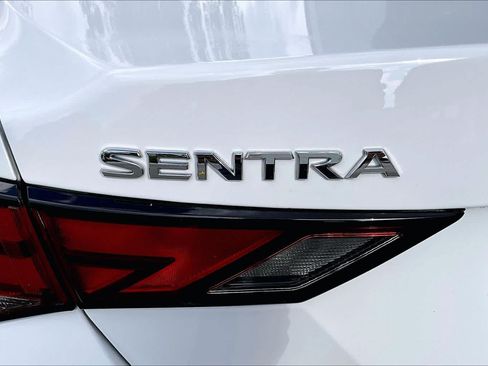Used 2023 Nissan Sentra SV w/ All-Weather Package FWD image 10