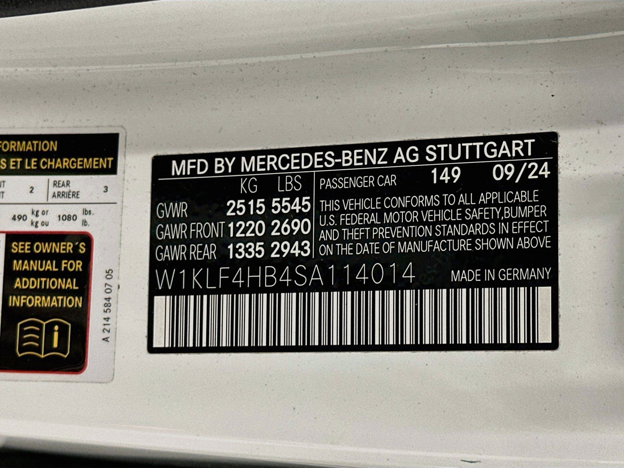 Used 2025 Mercedes-Benz E 350 4MATIC Sedan w/ Winter Package image 12