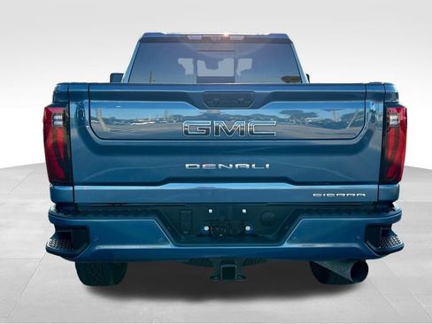 Used 2024 GMC Sierra 2500 Denali Ultimate image 7