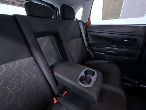 Used 2021 Mitsubishi Outlander Sport ES FWD image 37