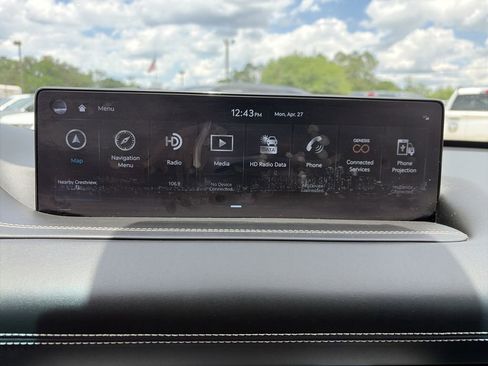 Used 2024 Genesis GV80 2.5T AWD/4WD image 25