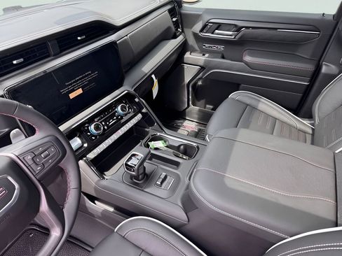 New 2026 GMC Sierra 1500 AT4X AWD/4WD image 8