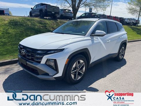 Used 2025 Hyundai Tucson SEL image 1