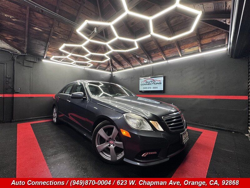 Used 2011 Mercedes-Benz E 350 Sedan image 1