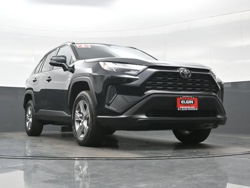 Used 2025 Toyota RAV4 XLE AWD/4WD image 26