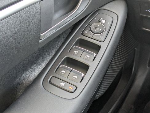 Used 2026 Hyundai Sonata SE FWD image 26