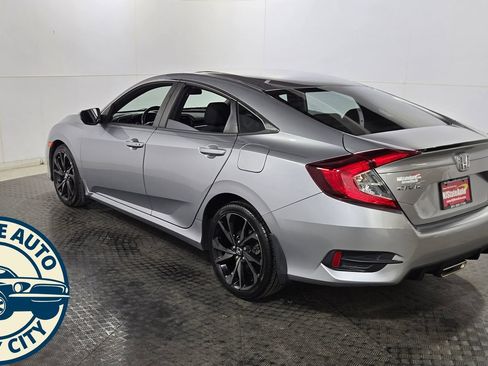 Used 2019 Honda Civic Sport image 5