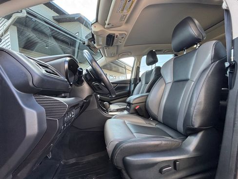 Used 2022 Subaru Ascent Onyx Edition AWD/4WD image 12