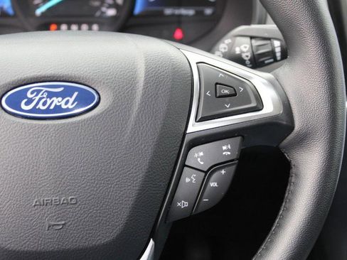 Used 2024 Ford Edge SEL image 24