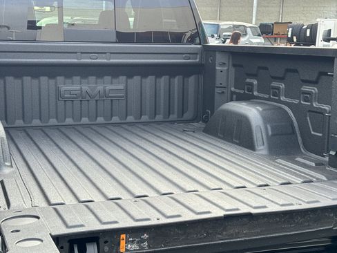 New 2026 GMC Sierra 1500 AT4X AWD/4WD image 11