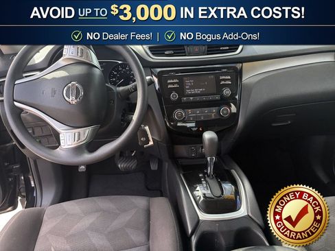 Used 2016 Nissan Rogue S FWD image 17