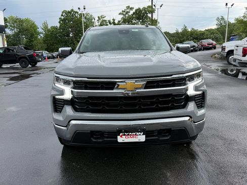 Used 2024 Chevrolet Silverado 1500 LT AWD/4WD image 8