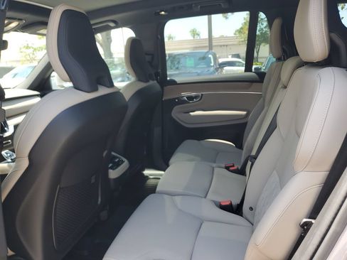 Used 2026 Volvo XC90 B6 Plus AWD/4WD image 17
