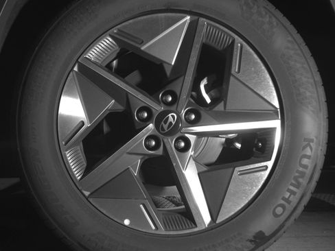Used 2025 Hyundai Tucson SEL FWD image 14