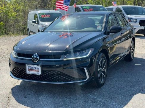 Used 2025 Volkswagen Jetta S FWD image 8