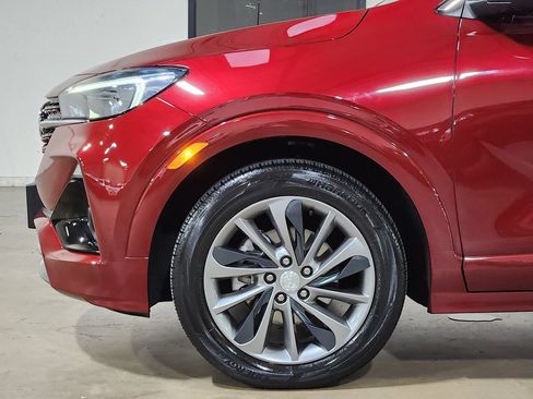 Used 2022 Buick Encore GX Select w/ Sport Touring Package FWD image 5