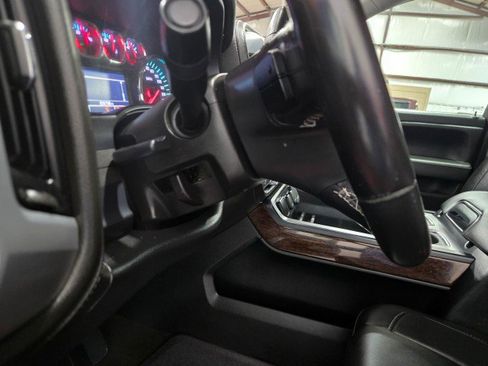Used 2018 GMC Sierra 2500 SLT w/ Suspension Package, Off-Road AWD/4WD image 43