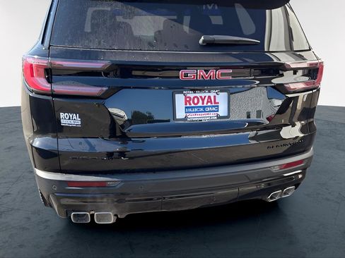 New 2026 GMC Acadia Elevation image 10