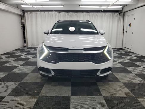 Used 2024 Kia Sportage SX image 2