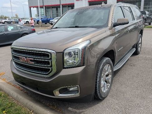 Used 2016 GMC Yukon XL SLT w/ Open Road Package image 1
