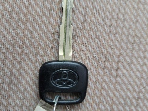 Used 1996 Toyota Corolla DX FWD image 28