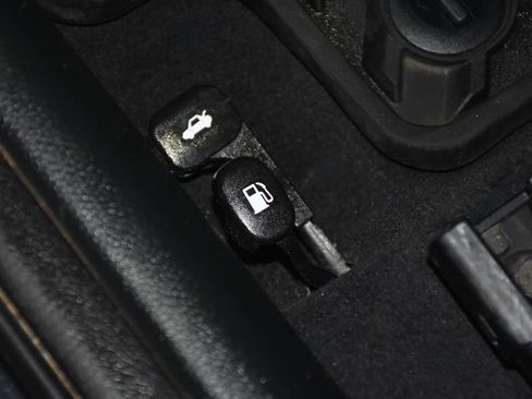 Used 2023 Kia Rio LX image 23