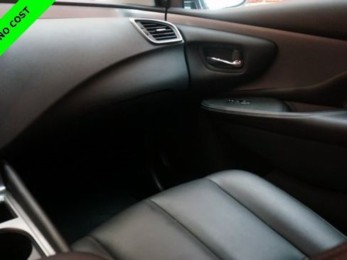 Certified 2024 Nissan Murano SV w/ SV Midnight Edition Package image 36