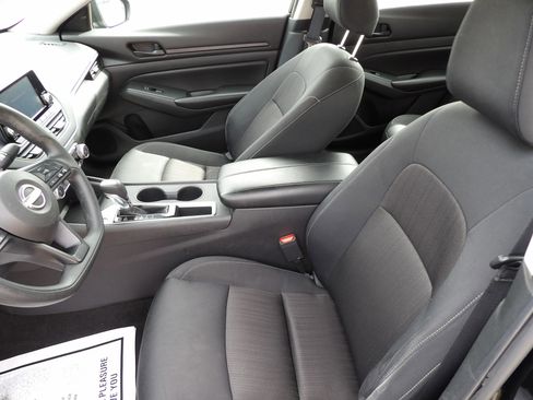 Used 2023 Nissan Altima 2.5 S FWD image 10