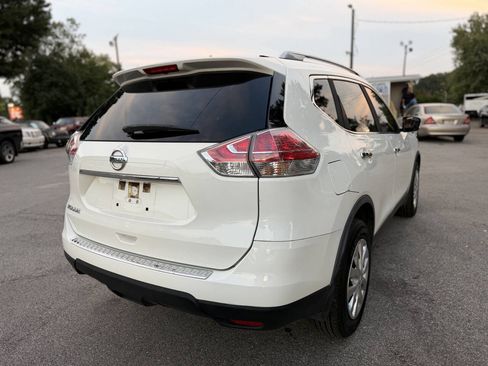 Used 2016 Nissan Rogue S w/ Appearance Package FWD image 6