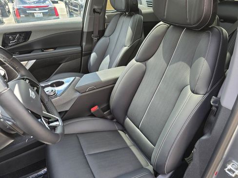 Used 2026 Cadillac Optiq Luxury 2 AWD/4WD image 35