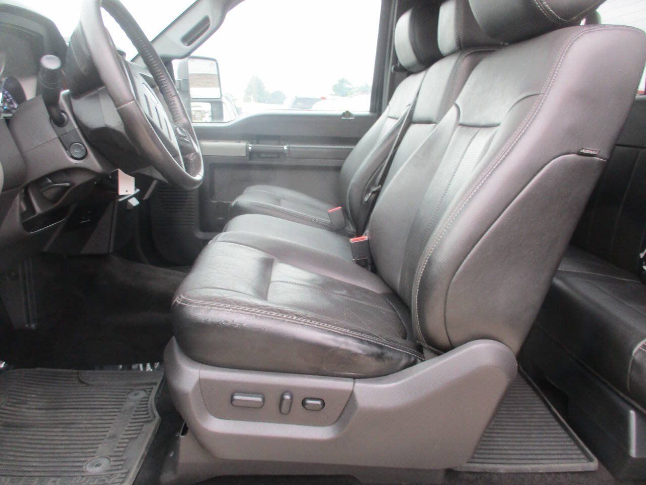 Used 2016 Ford F350 Lariat w/ Lariat Interior Package AWD/4WD image 17