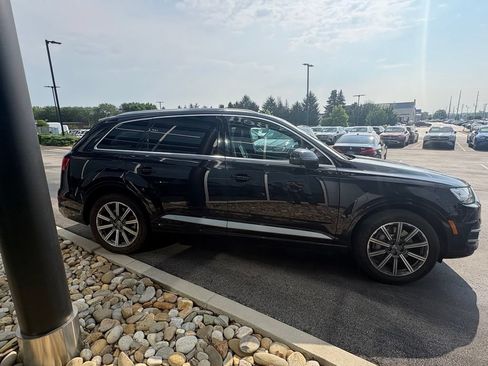 Used 2018 Audi Q7 3.0T Premium Plus w/ Premium Plus Package AWD/4WD image 5