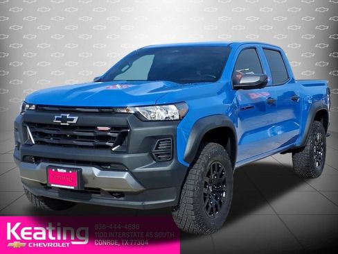 Used 2025 Chevrolet Colorado Trail Boss AWD/4WD image 8