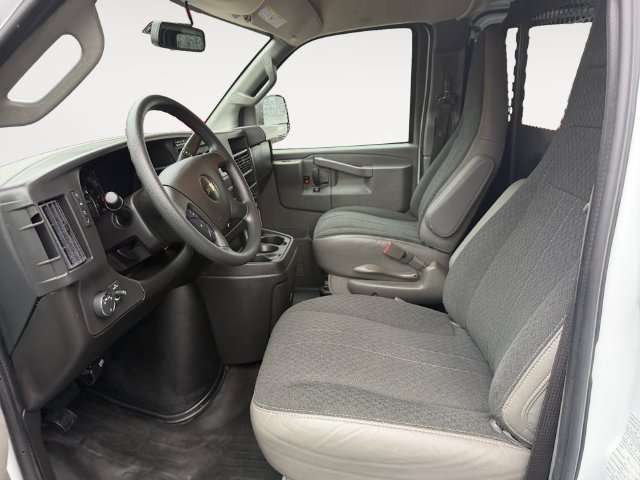 Used 2024 Chevrolet Express 2500 w/ Driver Convenience Package RWD image 9