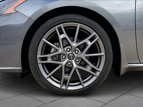 Used 2023 Nissan Altima 2.0 SR image 19