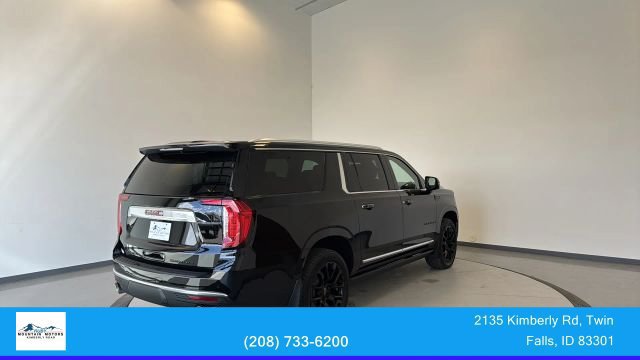 Used 2023 GMC Yukon XL Denali w/ Denali Reserve Package AWD/4WD image 7