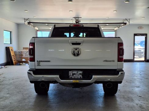 Used 2023 RAM 1500 Laramie AWD/4WD image 17