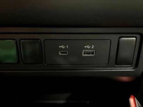 Used 2024 Nissan Frontier PRO-4X w/ Off-Road Protection Package image 33