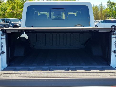 New 2026 Jeep Gladiator Mojave AWD/4WD image 10