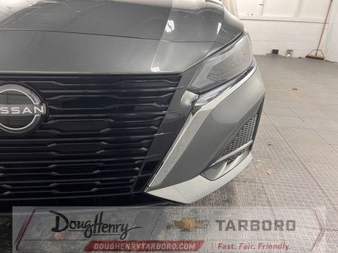 Used 2025 Nissan Altima 2.5 SV FWD image 13