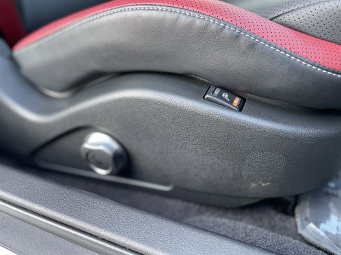 Used 2014 Nissan GT-R Black Edition image 50