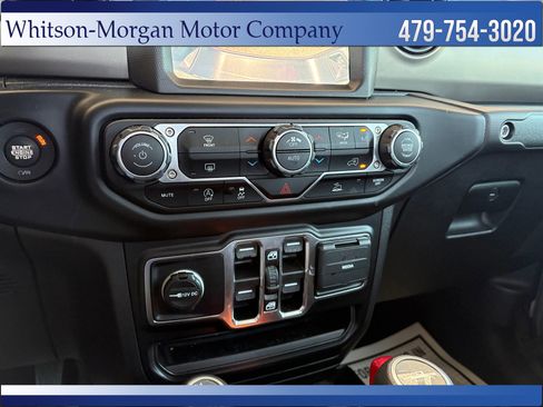 Used 2021 Jeep Gladiator Sport AWD/4WD image 28
