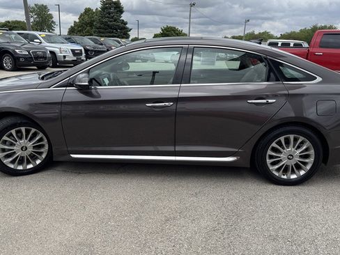 Used 2015 Hyundai Sonata Limited w/ Option Group 05 FWD image 5