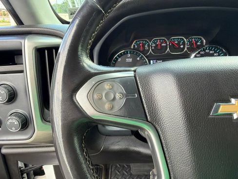 Used 2018 Chevrolet Silverado 1500 LT AWD/4WD image 25