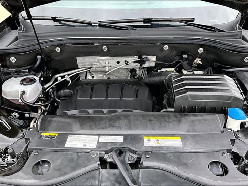 Used 2024 Volkswagen Atlas SE image 32