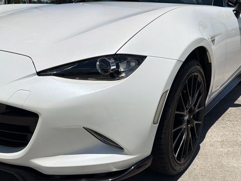 Used 2023 MAZDA MX-5 Miata Club w/ Brembo/BBS Recaro Package RWD image 11