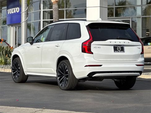 New 2026 Volvo XC90 T8 Ultra image 3